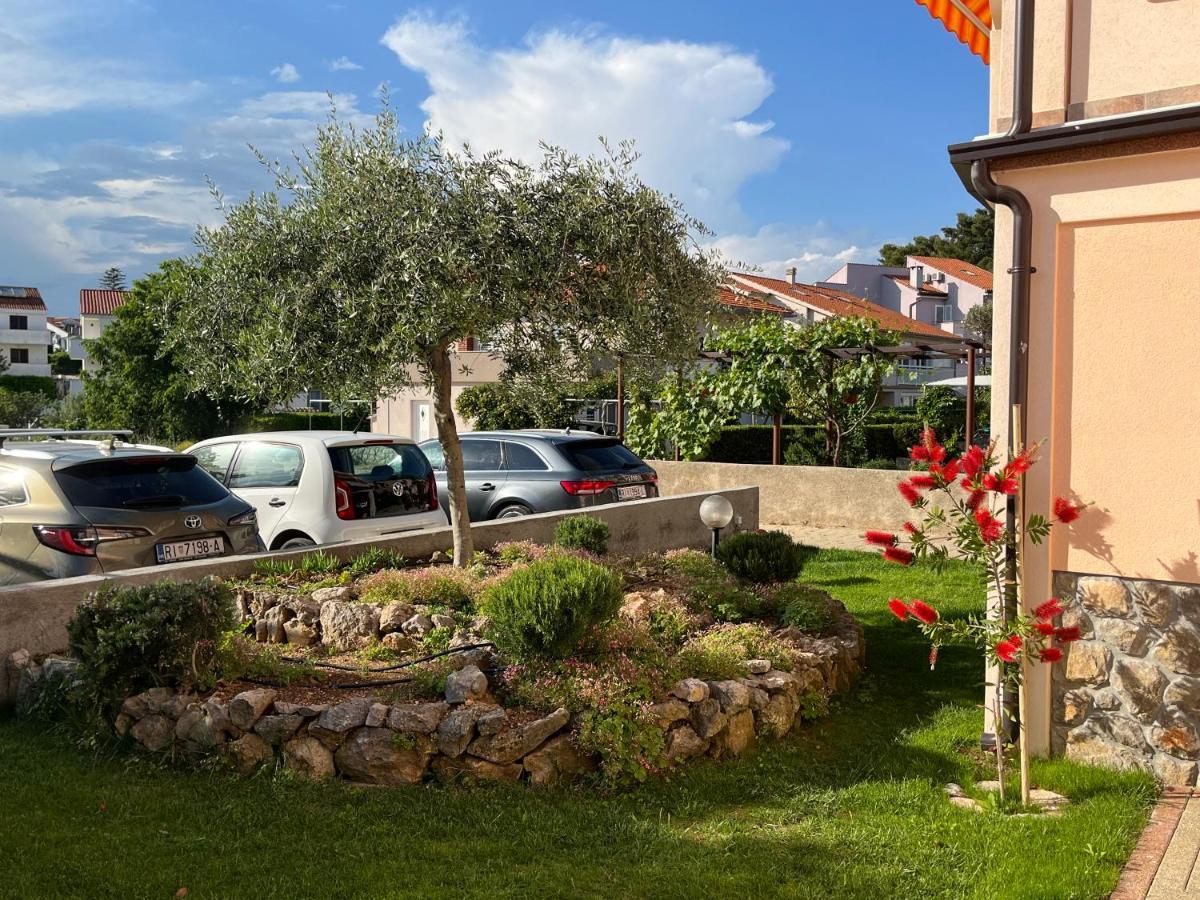 Apartman Ruza Krk Town Exterior photo